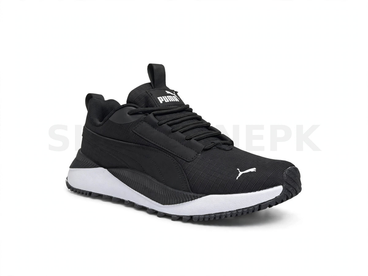 PUMA Runner Black White