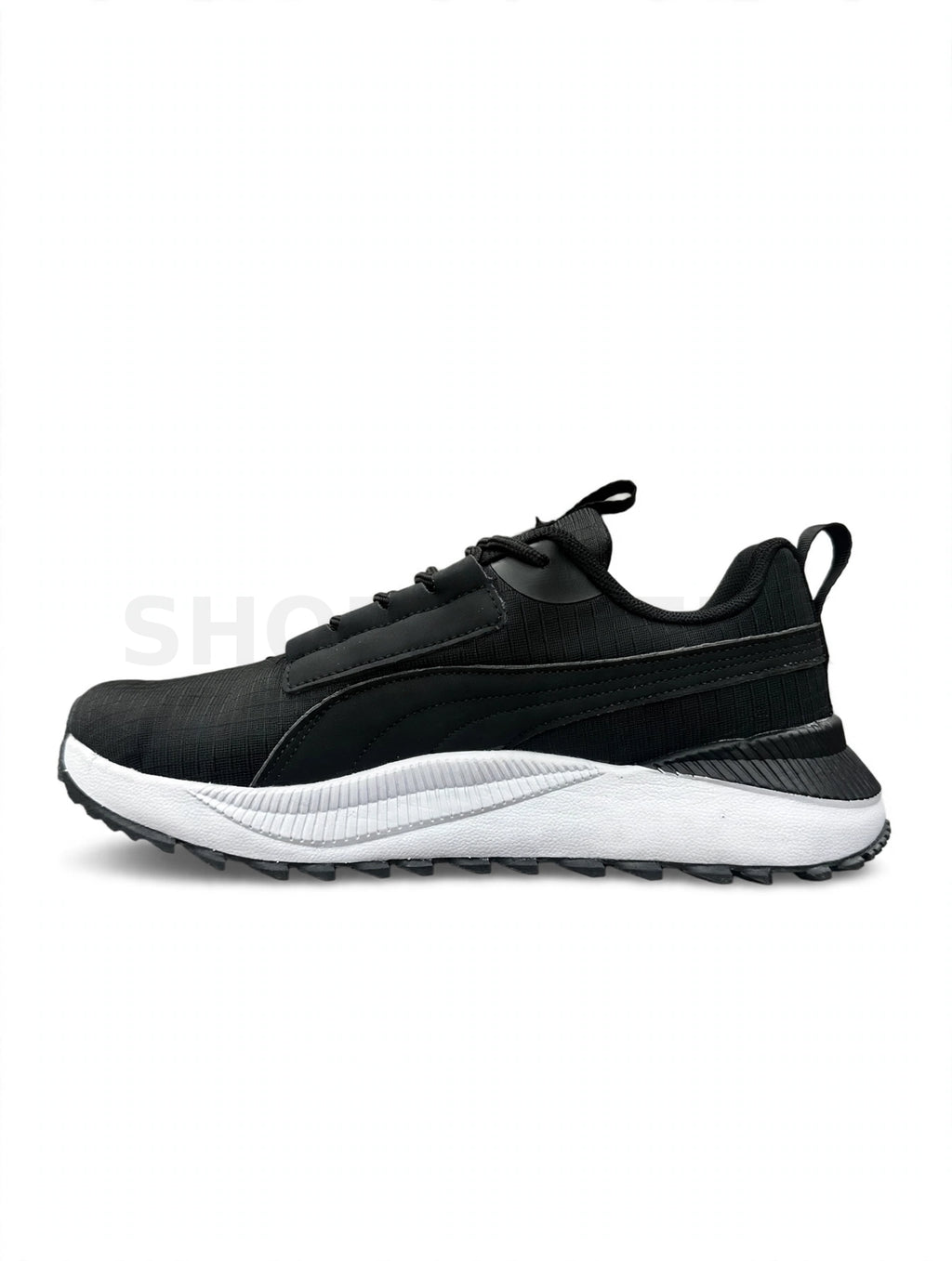 PUMA Runner Black White