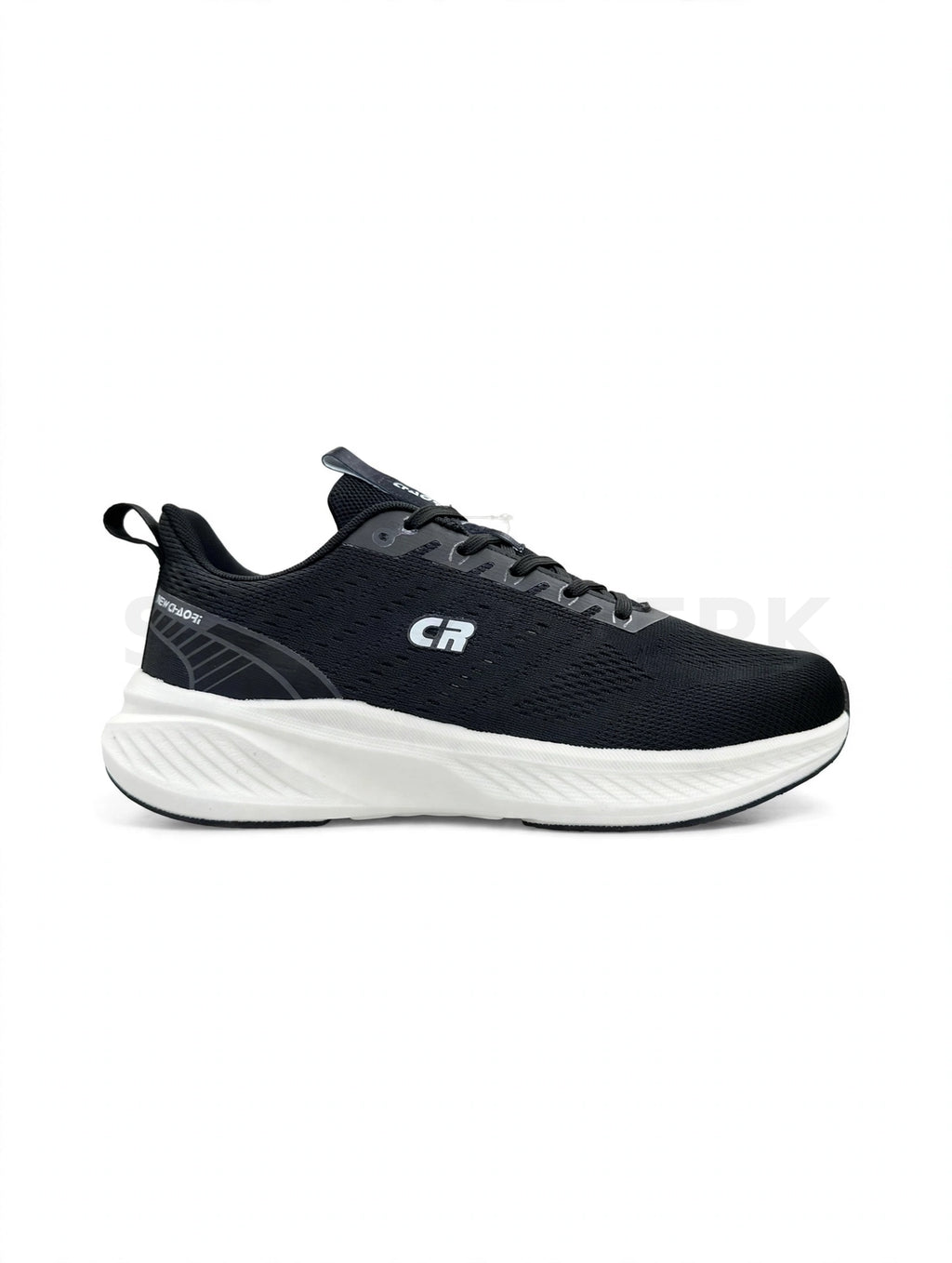 CR Runner Black White  EUR 45 To 47
