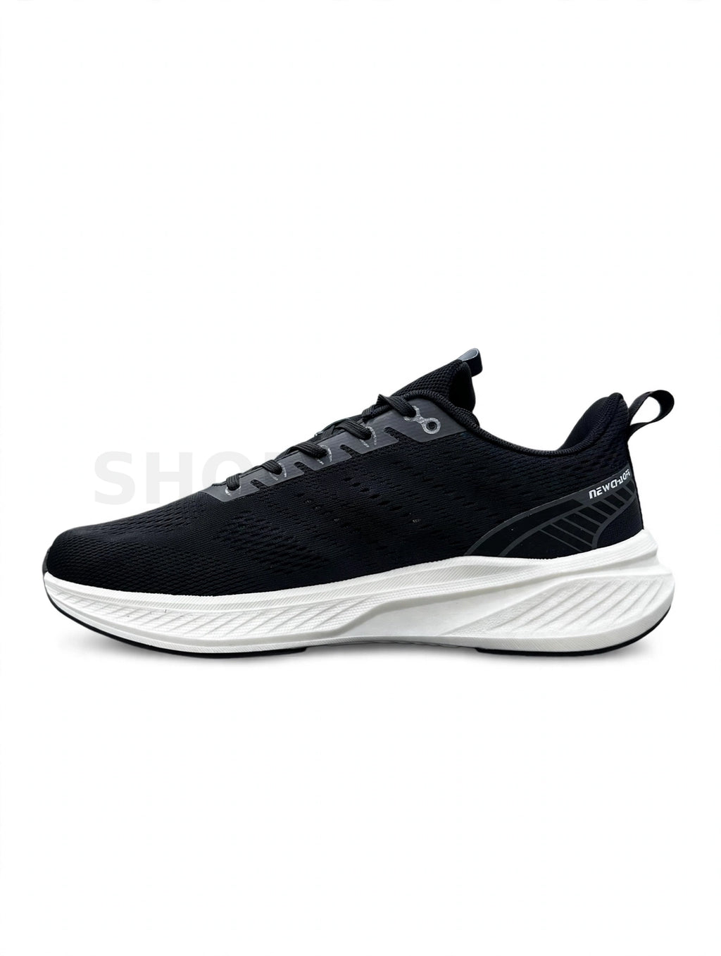 CR Runner Black White  EUR 45 To 47