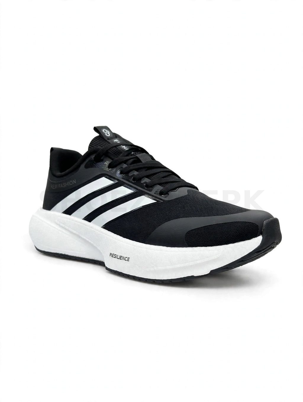 Resilience Runner Black White EUR 45 To 47