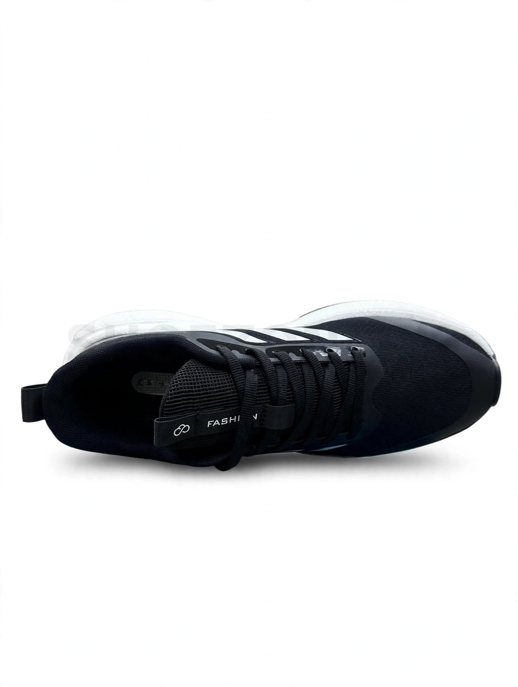 Resilience Runner Black White EUR 45 To 47