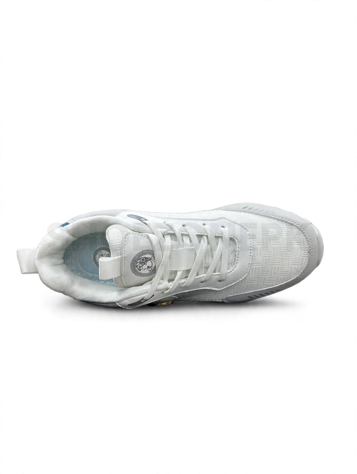 Fashion Sneaker Light Grey Gold Medallion