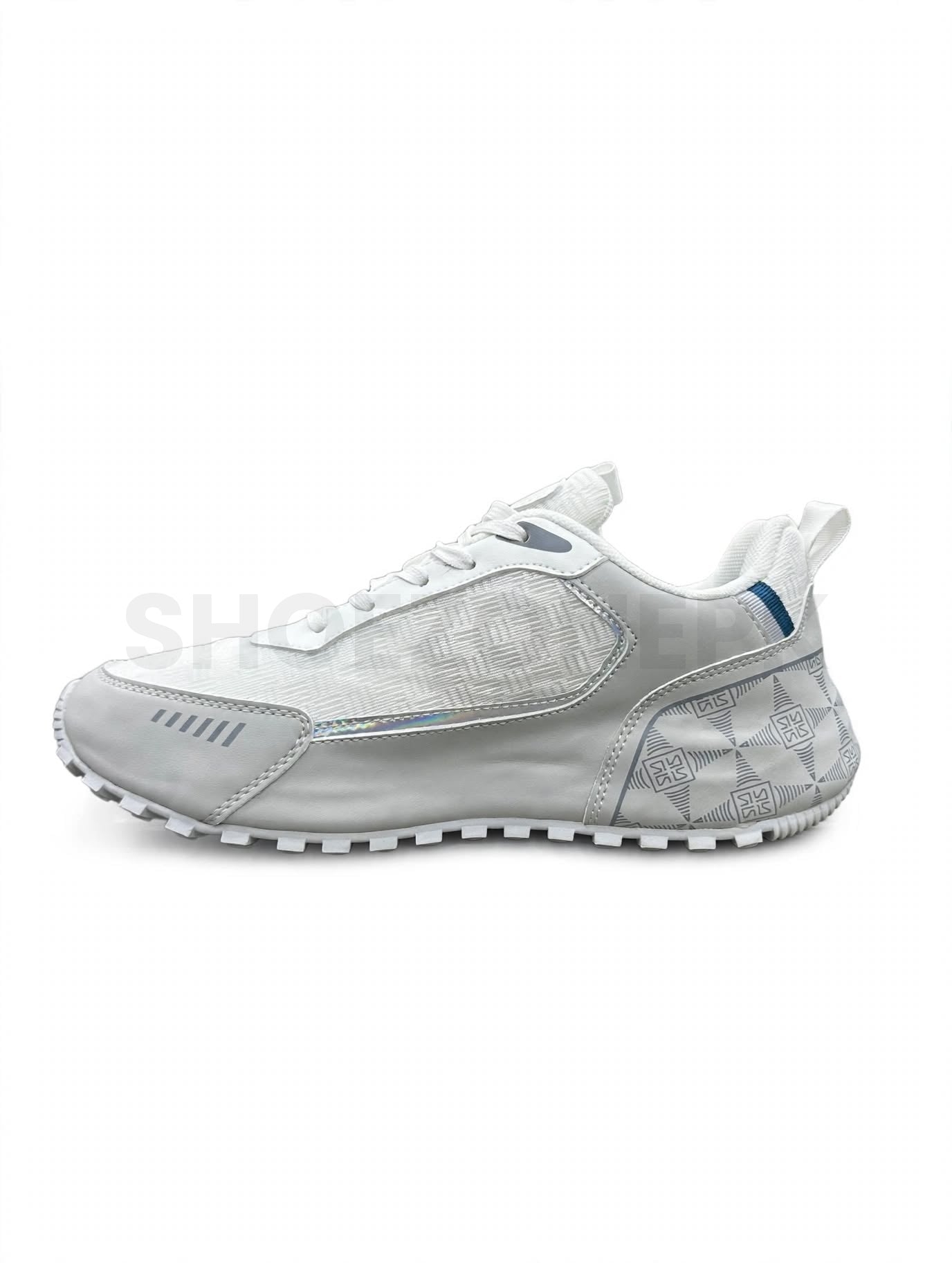 Fashion Sneaker Light Grey Gold Medallion