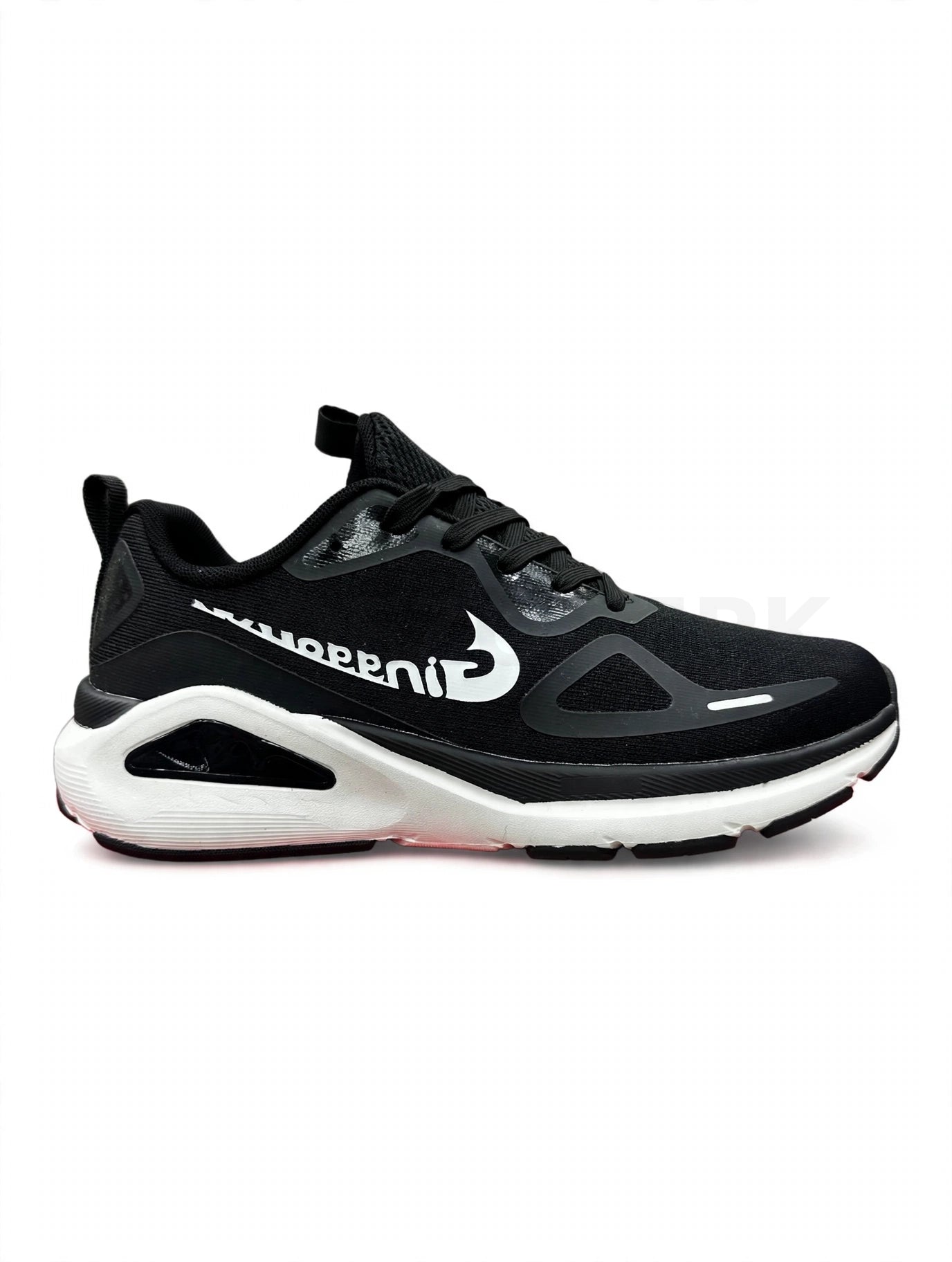 Gineen Running Black x White