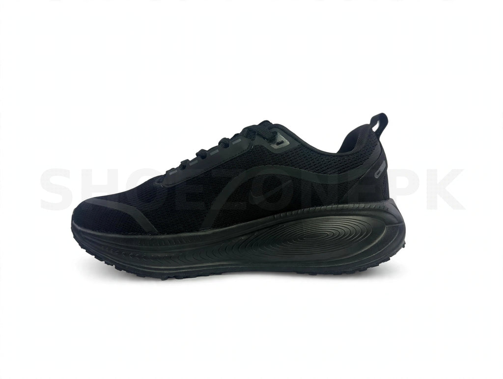 NK ZoomX GORE-TEX Triple Black
