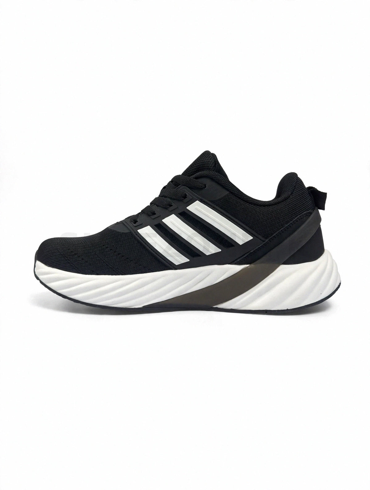 AD Supernova Black x White