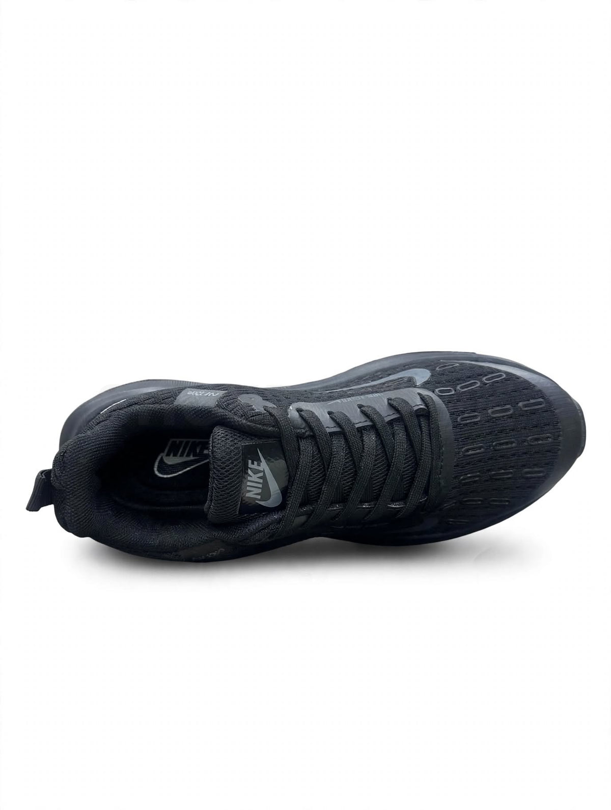 NK Zoom Triple Black