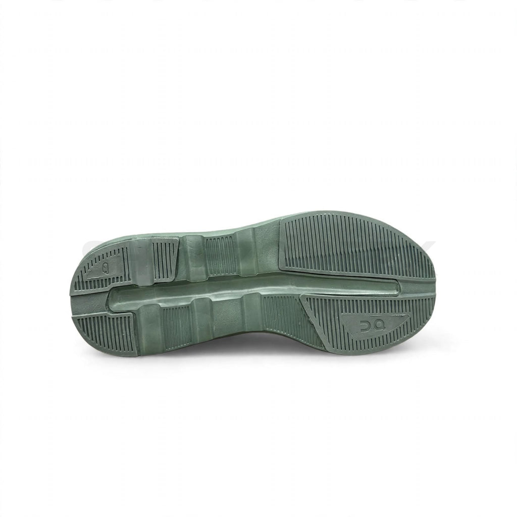 On Cloudrunner Sage Green White