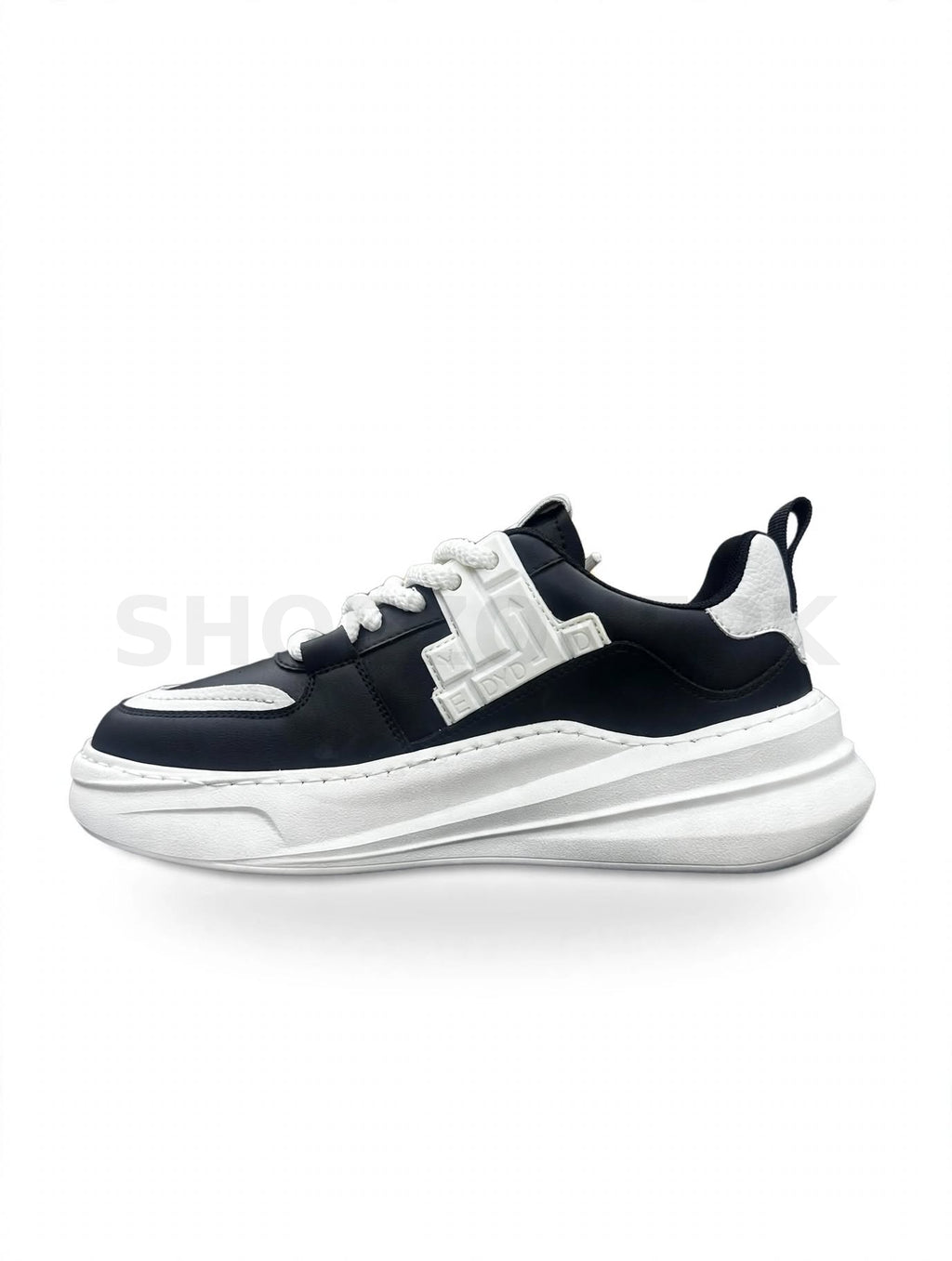Chunky Street Black White