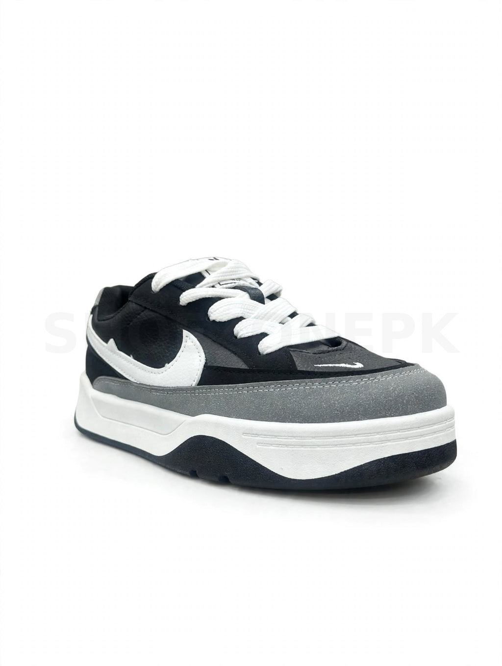 Chunky Skate Adversary Black Grey