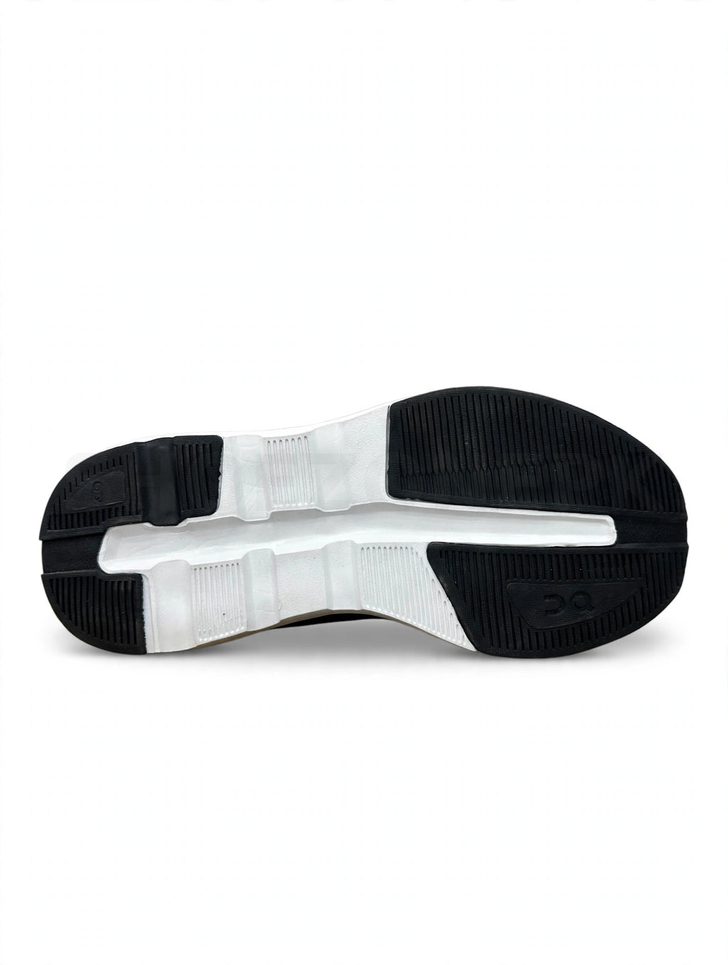On Cloudrunner Navy White