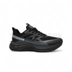 Outdoor Runner Triple Black