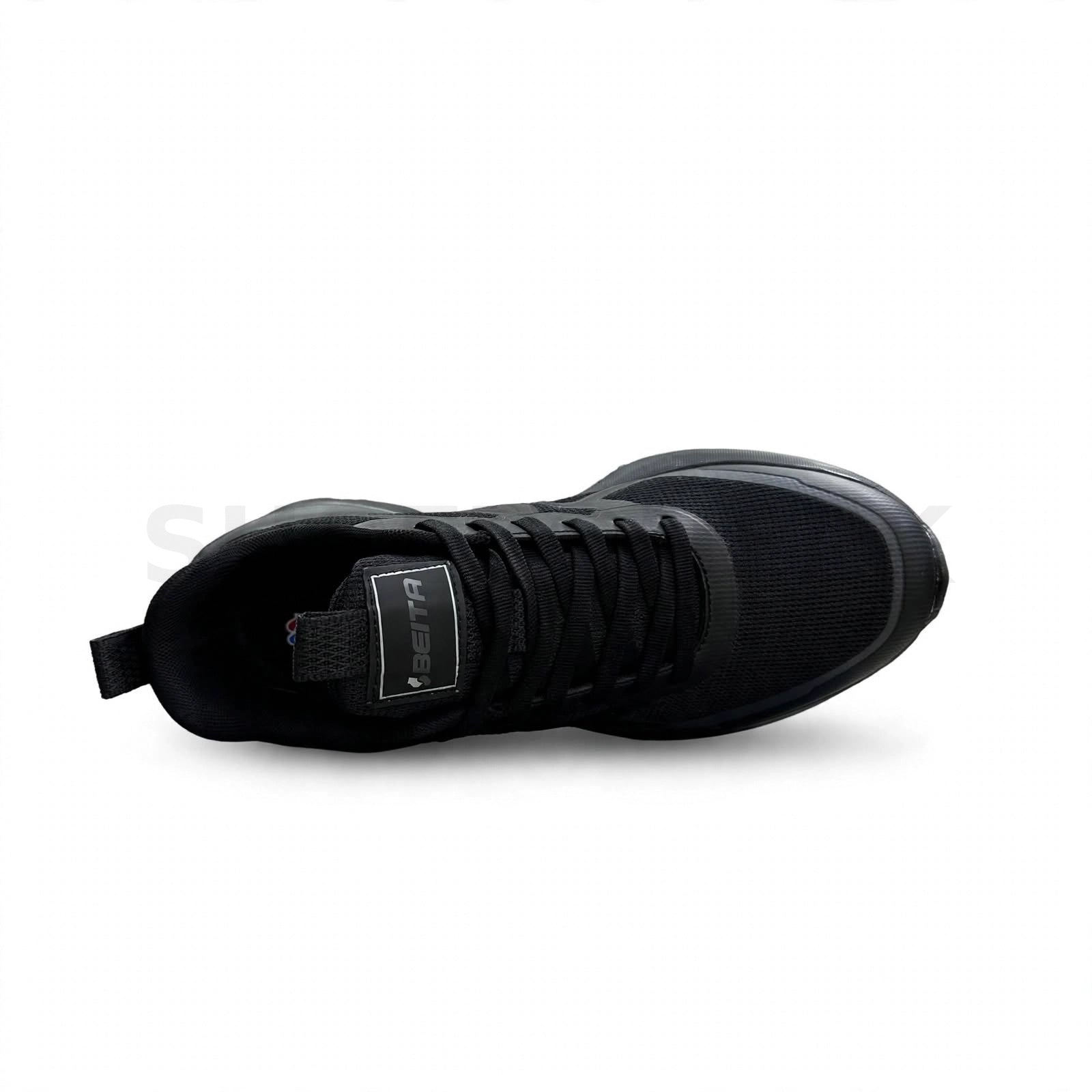 Outdoor Runner Triple Black