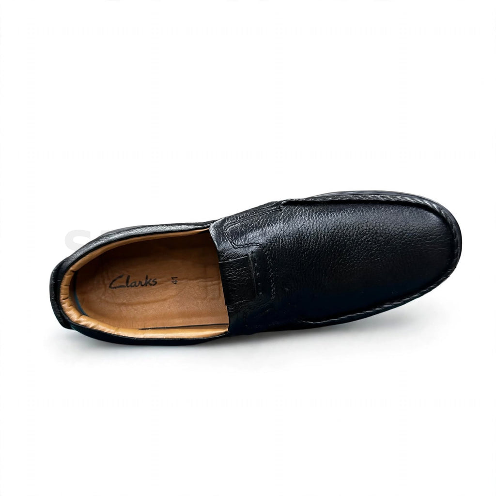 Clarks Medicated Hand-Stitched Loafer Jet Black